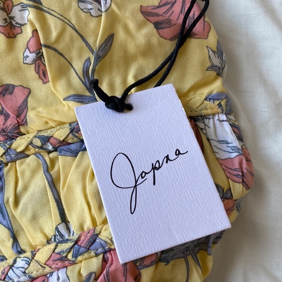 🤑 3/$30 NWT maxi dress. Yellow floral. Size small. Jopna brand - Picture 6 of 7